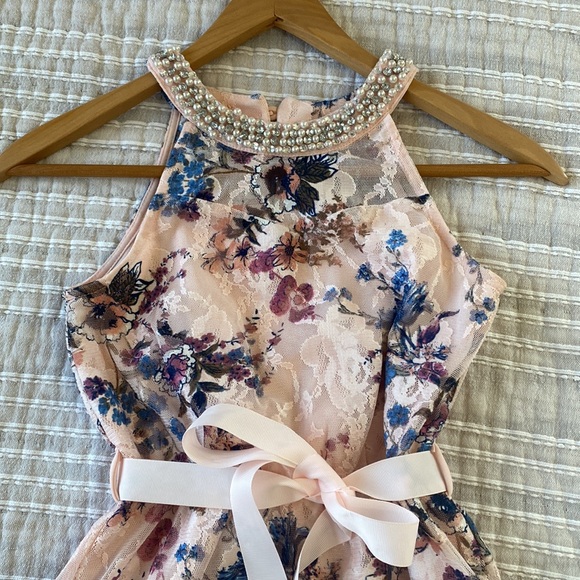 Girls size 10 floral dress - Picture 2 of 10